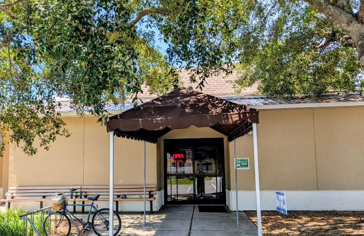 Sebring Library